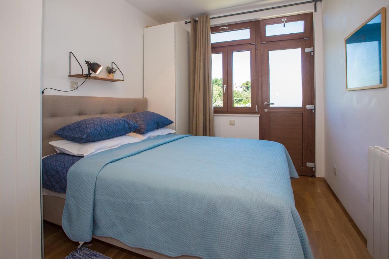 Apartment Rosse Poreč Exteriör bild