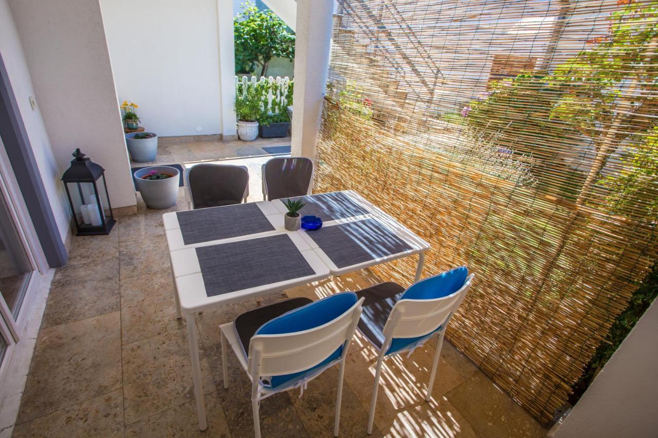 Apartment Rosse Poreč Exteriör bild