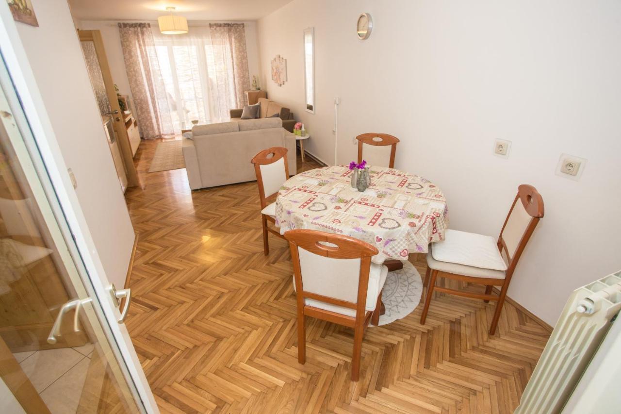 Apartment Rosse Poreč Exteriör bild